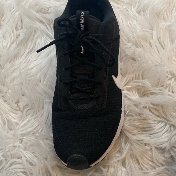 Nike Women’s Air Max Sneakers- Size 8.5 - Picture 8 of 14